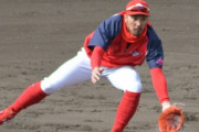 なぜ菊池涼介はメジャー挑戦を断念したのか 守備職人が直面したMLBの現実 138試合 .261 13本 48打点 14盗塁