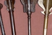 中世の戦争でデブが使ってる鉄の棍棒みたいな武器