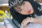 【日向坂46】上村ひなの、 1st写真集12種の書店限定ポストカード解禁