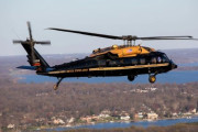 ワシントンD.C上空で米陸軍ヘリVH-60Mブラックホークが飛行訓練！