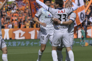 乾貴士の今季初ゴール皮切りに3発!! 秋葉体制で蘇った清水、またも大差で今季初連勝