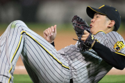 矢野阪神は5日も早めの継投策　6回途中2失点の西勇を69球でスパッと交代して岩貞投入