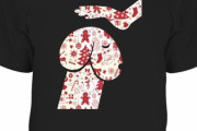 クリスマス用に犬の絵が描かれたTシャツ、大人ビジョンで物議をかもす