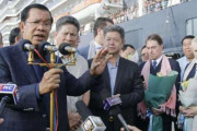 【新型肺炎】カンボジア、ウエステルダム号全乗船者の検査実施へ・・・首相自らマスク無しで出迎えた結果がこれだよ！