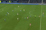 ◆Gif小ネタ◆ル・アーブ戦84分モナコMF南野タキのモドリッチ風味のアウトサイドパスがおしゃれすぎると話題に！