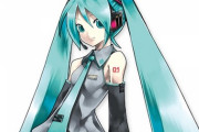 【画像】初音ミクさん、16年かけて太ももが3倍太くなるｗｗｗｗｗｗ