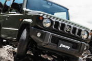 ジムニーオーナー、ブチギレ「今どき3ドアは有り得ない」「納期が長すぎる」「車内狭すぎ」
