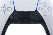 【朗報】新型PS5 DualSenseコントローラ「V2」を販売店がフライング掲載！！駆動時間が50%延長！？