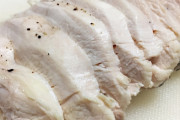 【緊急】茹でただけのパサパサ鶏胸肉400gを美味しく食べる方法ｗｗｗｗｗｗｗｗ