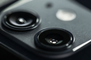 【噂】Apple、iPhone16のカメラセンサーをソニーからサムスンに変更か