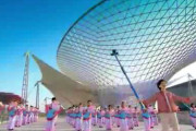 「日本の歌を歌うな！」日中対立の余波、上海の“地下アイドル”にも公演禁止令  [8/24]