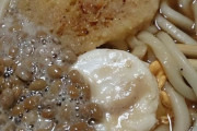 【画像】このうどんに1品食材を加えて美味しくさせろｗｗｗ