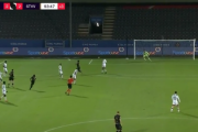 ◆悲報◆終盤出てきたイ・スンウさん、唯一のボールタッチで味方の枠内シュートをブロック(´・ω・`)