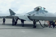 ロシア軍が最新鋭ステルス戦闘機「Su-57」改良型の飛行訓練を公開！