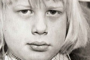 【画像】英首相ボリス・ジョンソン氏の幼少期の写真