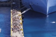 韓国人「世界最大規模のクルーズ船が想像以上にすごい件」