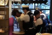 【動画あり】日本の警察官６名と、不良外国人１名のバトルをご覧くださいｗｗｗｗ