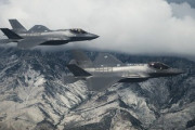 【どこで修理？】韓国空軍、ステルス戦闘機「F35A」を早速１機壊して緊急胴体着陸
