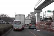 【大阪】この交通事故、追突された側のトラックも悪くない？？