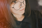 【櫻坂46】森田ひかる、愛用しているメガネのブランドがこちら