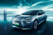 トヨタ、中国でEVセダン「bZ3」発表　BYDと共同開発