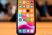 【！？】次期iPhone、ライトニングケーブルによる充電ポート廃止か