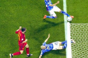 【サッカー】『日本対スペイン』の決勝点はVARが前田の頭で誤作動した説が浮上ｗｗｗｗ