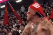 【中国サッカー応援団】日本との試合で「殺せ！殺せ！殺せ！」と叫ぶ