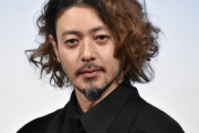 オダギリジョー、尾野真千子の“要望で”ダメ出し「眉間にシワが寄るクセがある」