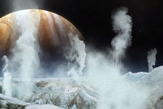 ワクワク地球外生命体、木星の衛星エウロパで水蒸気噴出を確認、液体の水の存在が明らかに（NASA）