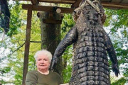 【画像】愛馬をワニに食われたテキサスのババア(73)、武装して報復に出るｗｗｗｗｗ