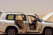 【画像】レクサスを運転していた金持ちさん、砂丘で立ち往生し7日後に見つかるｗｗｗ