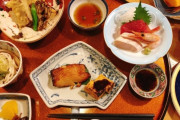 【悲報】旅館の料理が口に合わない・・・