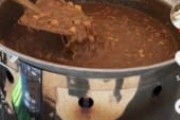 【悲報】自衛隊カレー、くっそ美味そうなのにキッズ達から叩かれてしまう