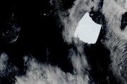 【悲報】世界最大・最古の氷山、崩壊