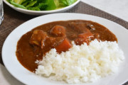 【結局】カレーは何の肉が正解なんや