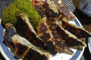 スーパーで12個80円の餃子焼いたぞ！
