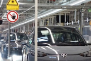 【VW】生産も「CO2ゼロ」EV部品会社に義務付け