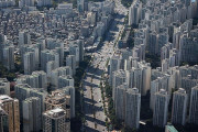 手遅れなんだから国毎滅べ　～　【住宅ローン】 韓国不動産ブームが利上げで暗転、借金抱えた消費者に重圧