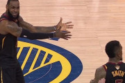 【NBA】J.R.・スミス「レブロンはまだ怒っている」2018年ファイナルの有名なプレーを回想