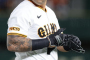 巨人オドーア、所属した3/26までの日割での年俸を拒否し増額要求。「退団の原因は球団にある」と主張
