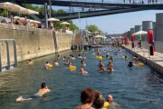 【速報】フランスのセーヌ川、遊泳解禁ｗｗｗｗｗｗｗｗｗｗｗｗ