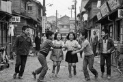 ネットやゲームなかった時代の人って何してたん？