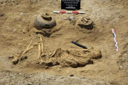 3800年前の遺跡から「身長2mの巨人兵」を発見…アゼルバイジャン！