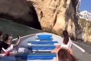 【動画】こんな観光船は嫌だ。ベイルート観光名所の船長が狂ってる。