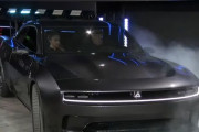 米マッスルカーブランドのダッジ、EVのために「爆音のV8エンジン音」機能を開発！