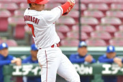 カープ堂林翔太が中日小笠原から特大2ランホームラン！！
