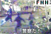 【動画】「警察だ！」賽銭ドロボウを張り込んだ警察官たちが逮捕する緊迫の映像がこちら