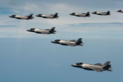 米韓両軍の第5世代戦闘機F-35Aが初の合同飛行訓練を実施…北核実験にプレッシャー！