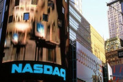 2000万あるんだがNASDAQ100に全額ぶち込もうと思ってる